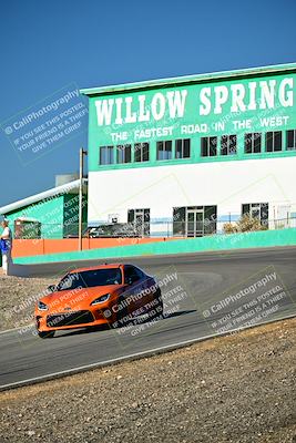 media/Oct-18-2025-Extreme Speed (Sat) [[d6d7e1fef1]]/Group 3 Purple/Session 1 (Turn 4)/